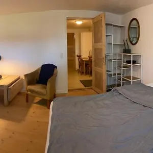 Vaerelse Med Eget Kokken Og Bad Lejlighed